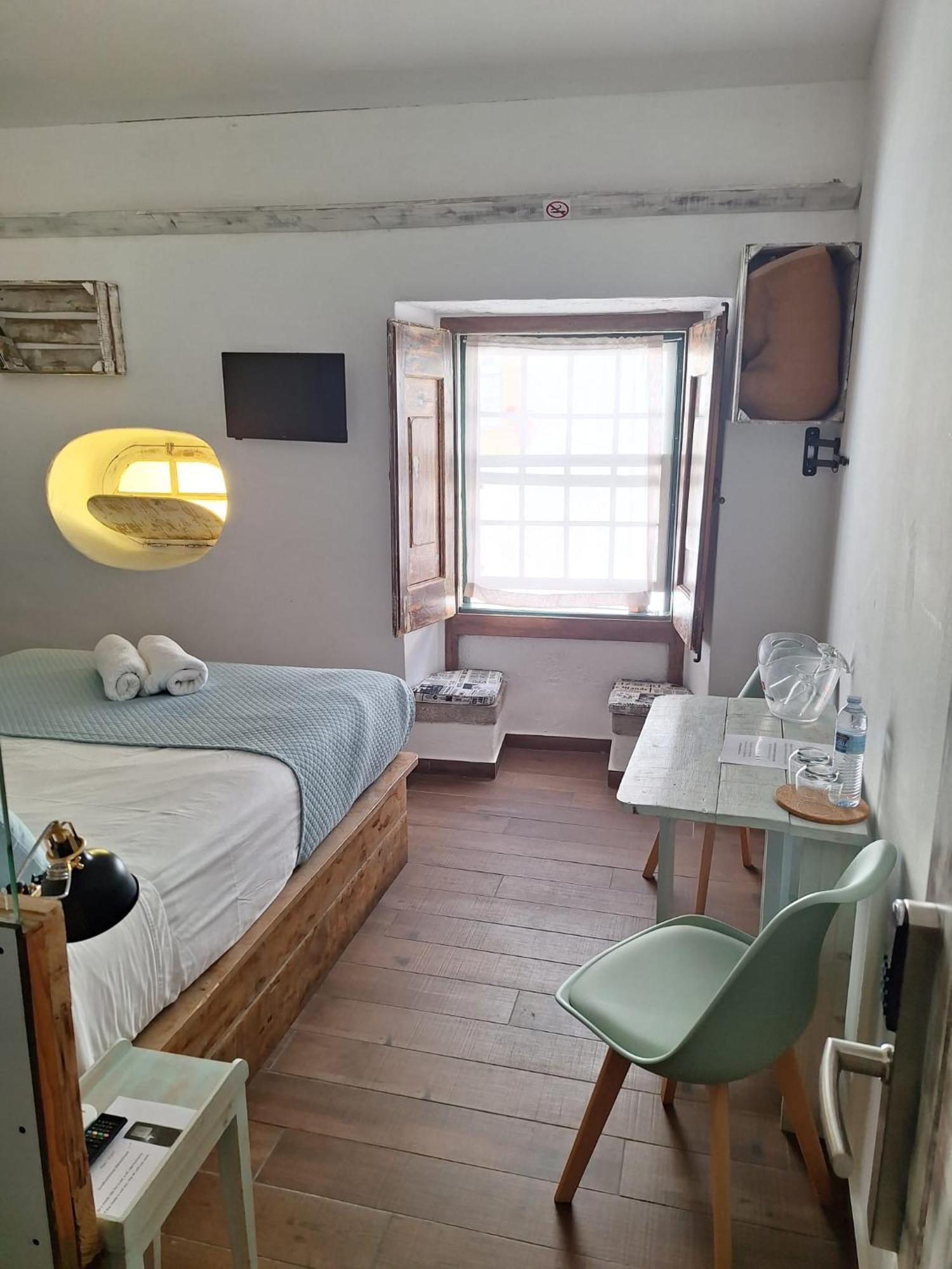 Lovin Book Guesthouse Óbidos Eksteriør billede